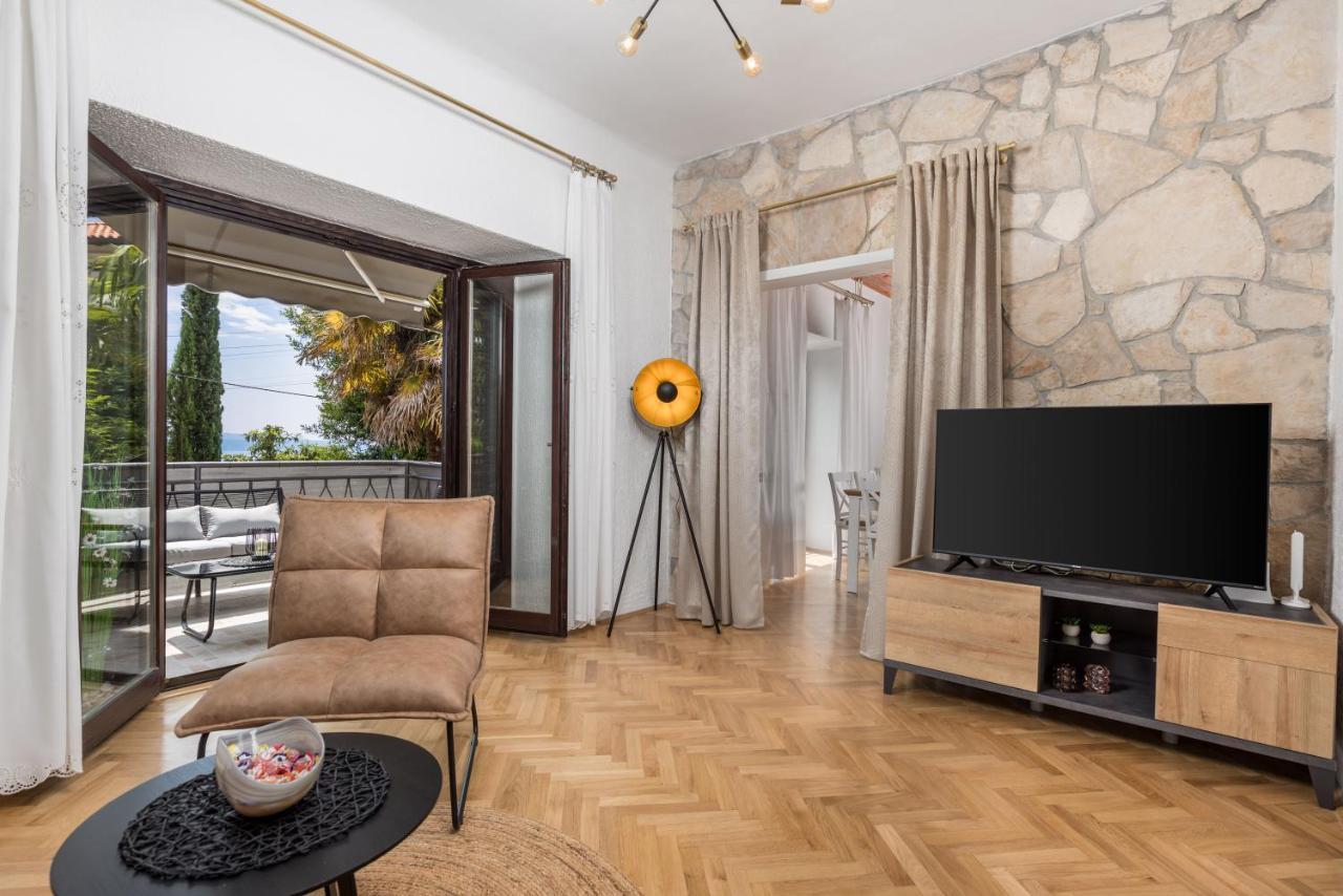 Apartment Carmen Матульи Экстерьер фото